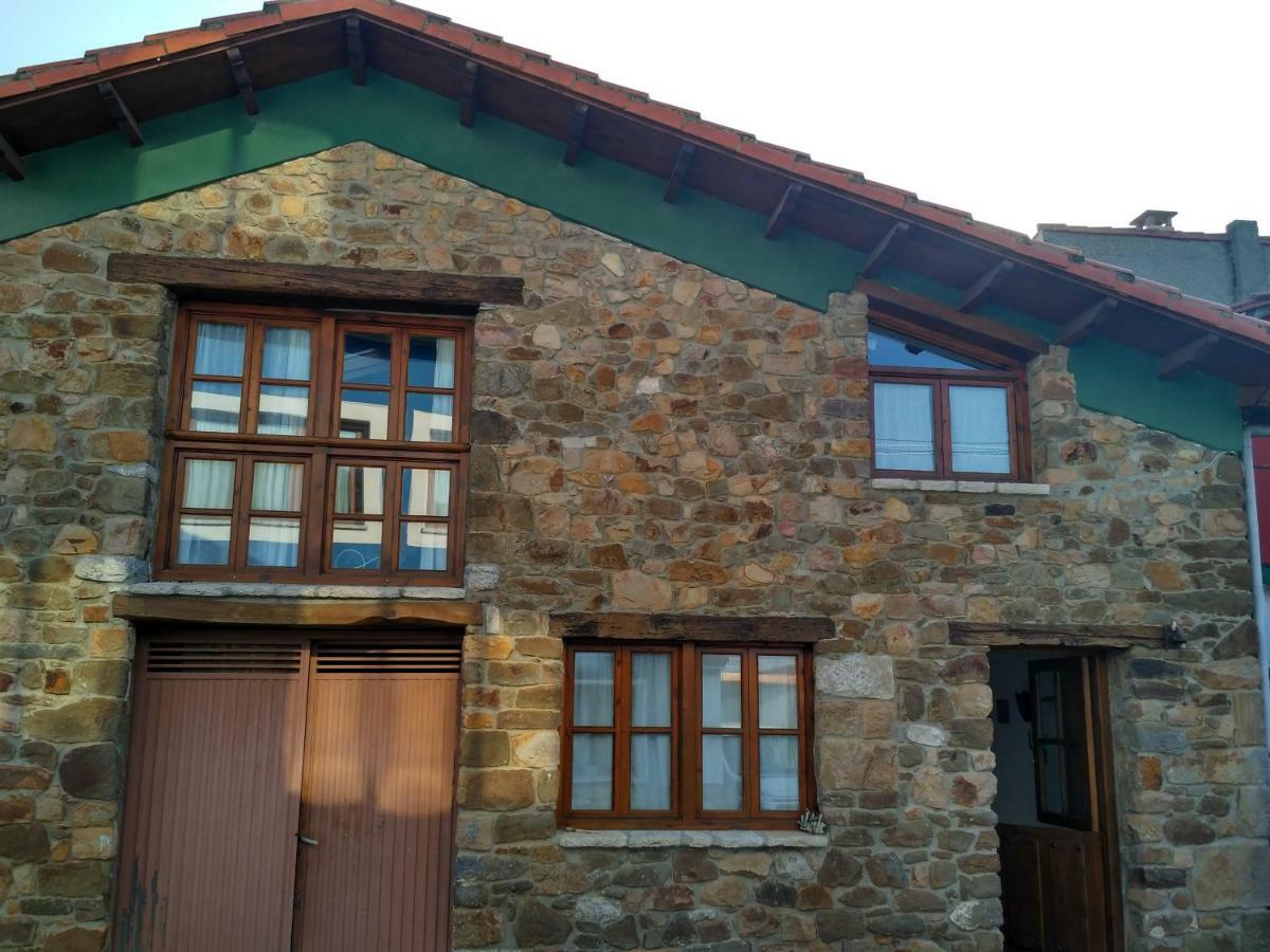 Hostal Aldea De Ribadesella Sardalla Exterior foto